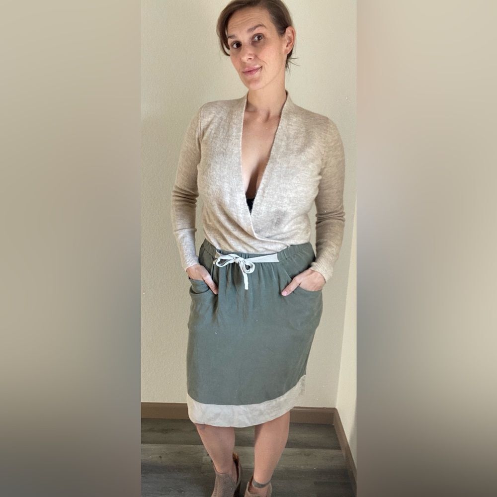 Lafayette 148 Skirt 100% Silk Olive Taupe Pockets Elastic Waist